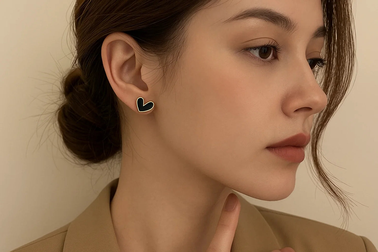 Dual Love – Mini Heart Studs