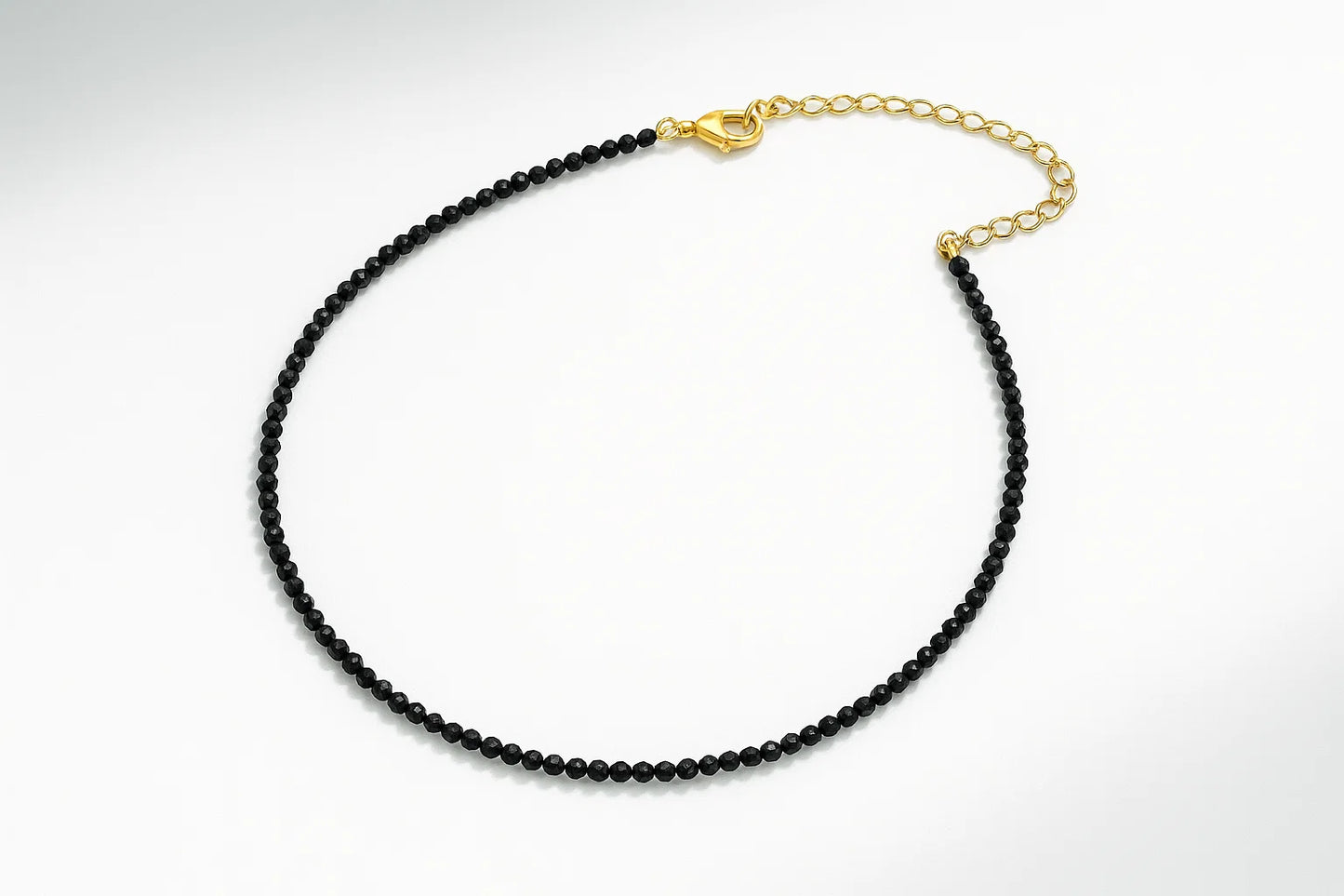 Noir Thread Choker