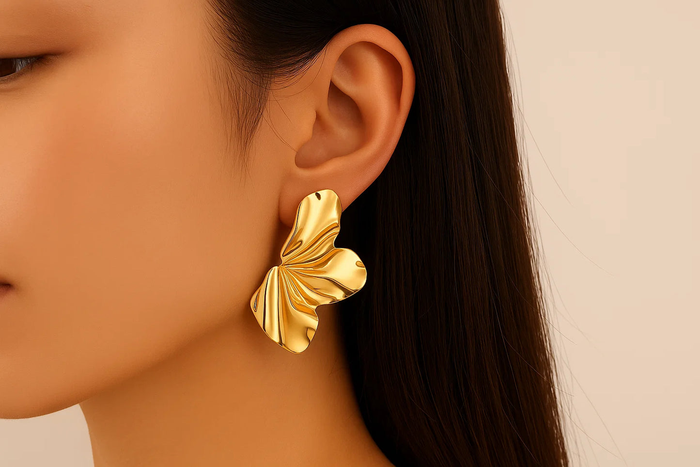 Golden Drift – Sculptural Statement Earrings
