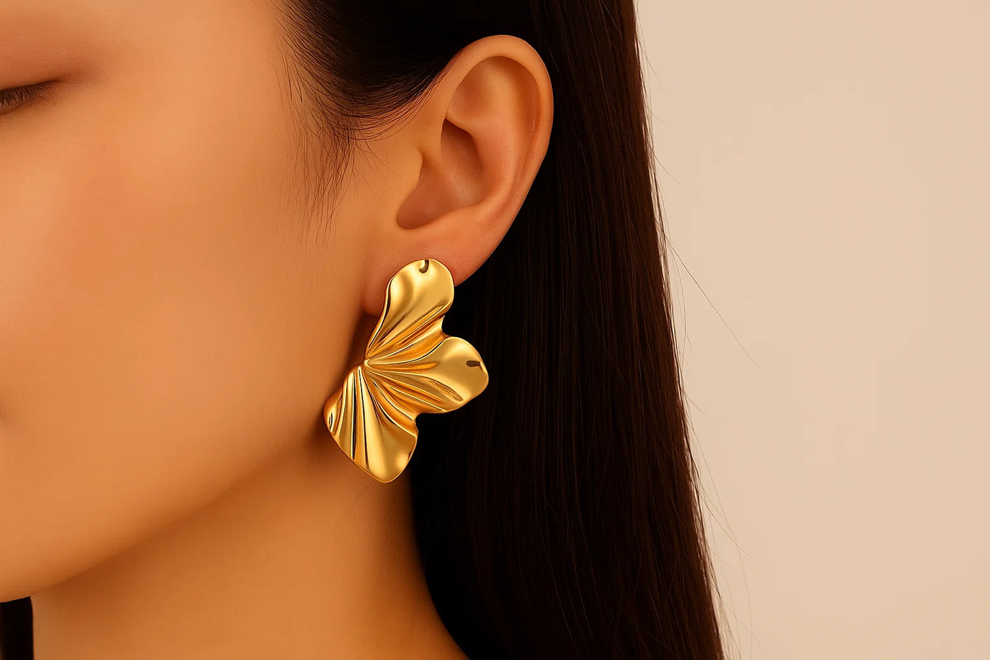 Golden Drift – Sculptural Statement Earrings