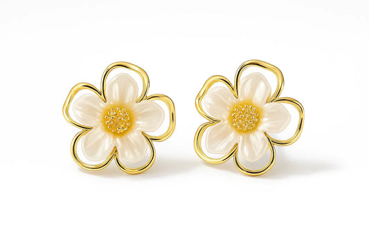 Lysia – Pearl Blossom Studs