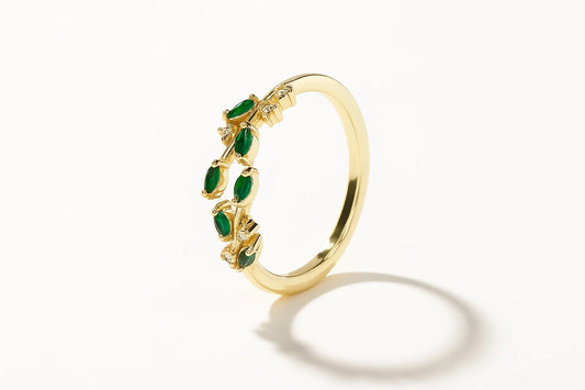 Emeralda Adjustable Ring