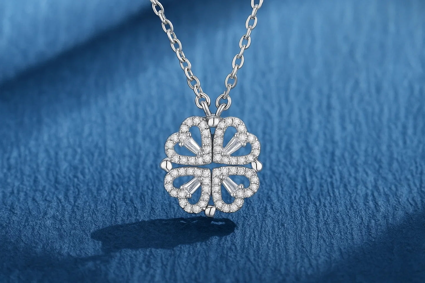 Clover Heart Shine